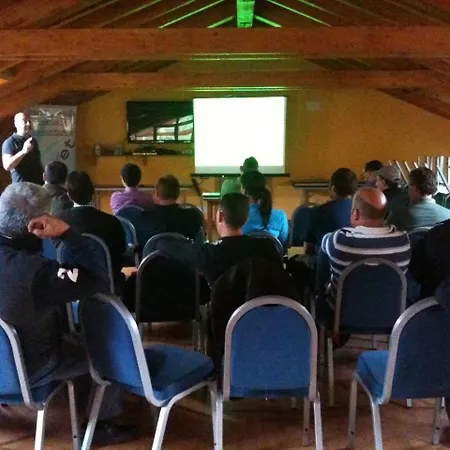 Casa De Montana Alto Curueno Feriehus Lugueros